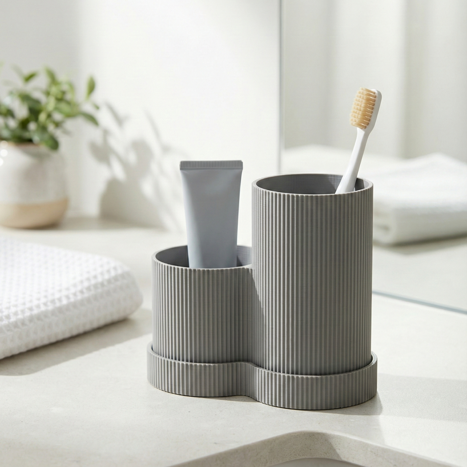 Zahnbürstenhalter mit Doppelkammer – Minimalistischer Bad-Organizer für Zahnbürste und Zahnpflege